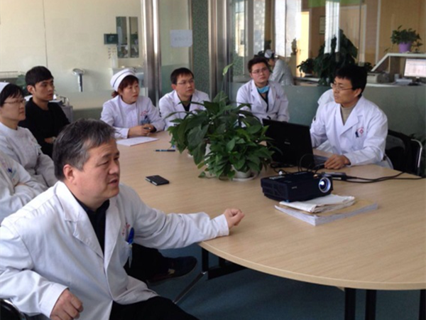 图片4学术讲座现场.png