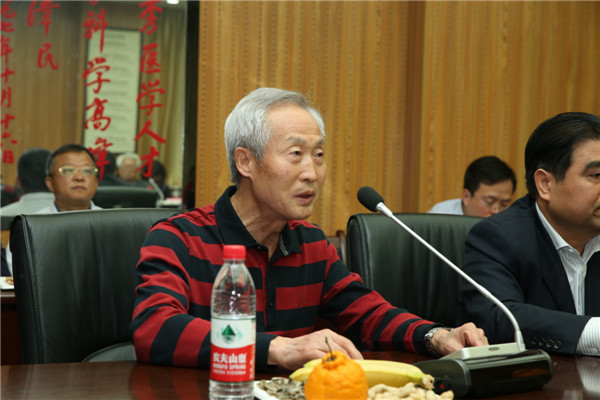 13.原急诊科主任乔义超教授讲话.JPG