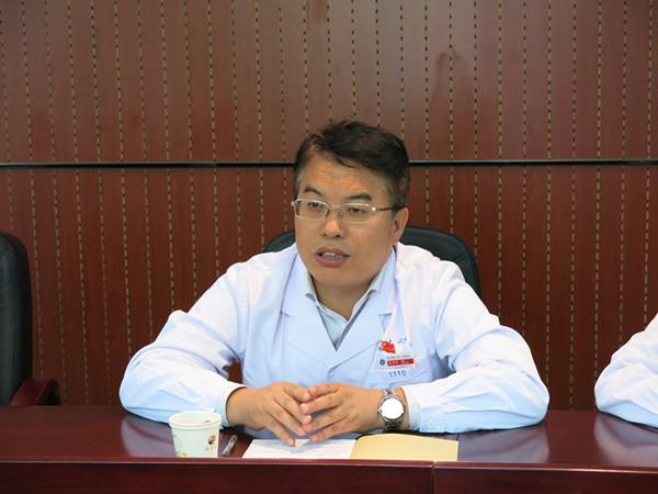 我院党委书记巩守平教授讲话2_副本.jpg
