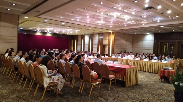 换届会议1.jpg