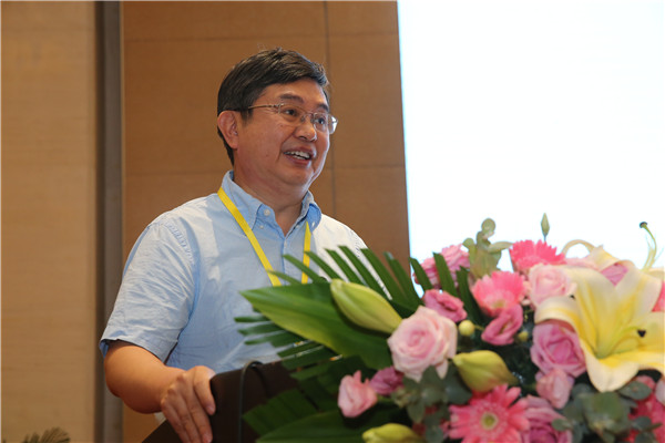 沈宏教授.jpg