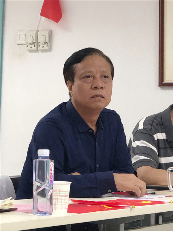 原党委书记韦俊荣.jpg