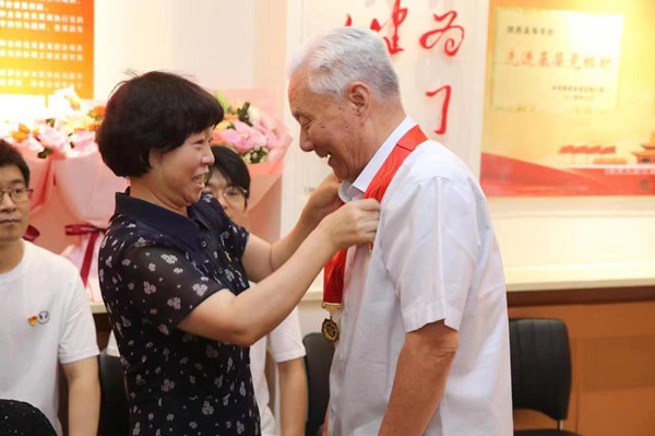 微信图片_20220702055500_副本.jpg